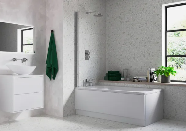 Avari Single Curved Edge Bath Screen